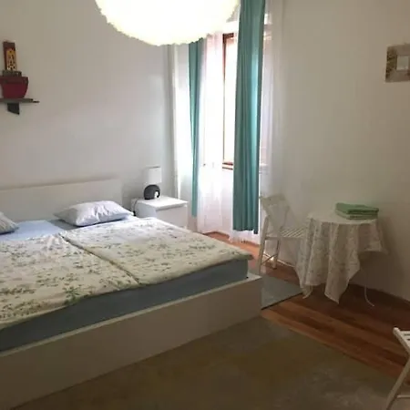 Feel The Atmosphere Apartman *